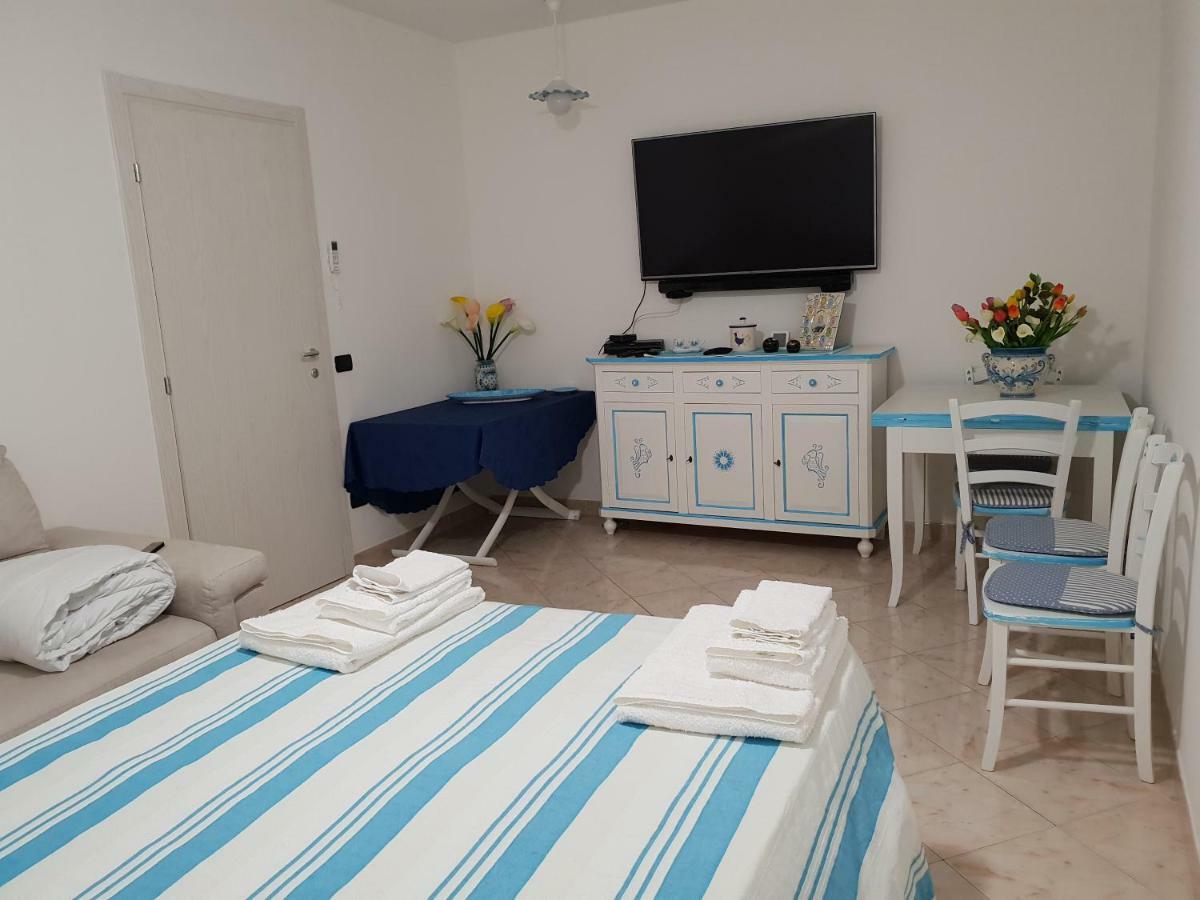 Le Due Isole Apartment Олбия Екстериор снимка